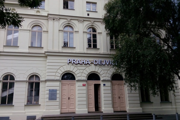 foto Nádraží Praha Dejvice - after