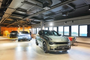 foto Autosalon Lynk & Co., Průhonice - after