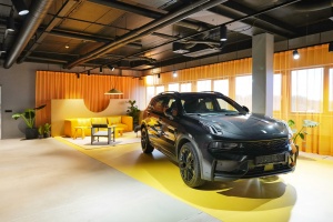 foto Autosalon Lynk & Co., Průhonice - after