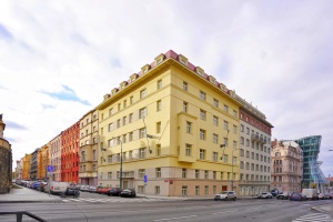 foto Administrative building of the Ministry of Industry and Trade, Prague, street Dittrichova - after